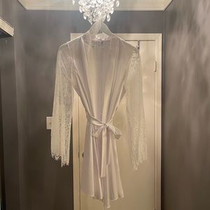 Bridal Lace Robe